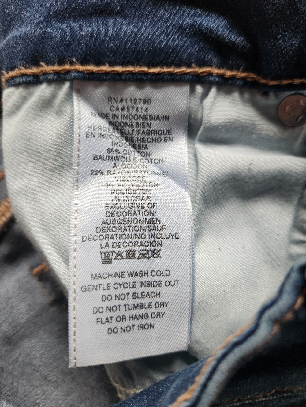 True Religion Becca Mid Rise Bootcut - Picture 4 of 4
